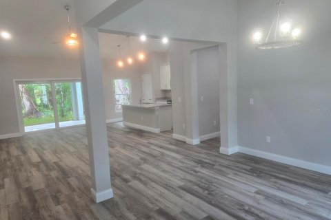 Casa en alquiler en New Smyrna Beach, Florida, 3 dormitorios, 149.76 m2 № 1915574 - foto 2