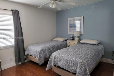 Copropriété à vendre à Pembroke Pines, Floride: 2 chambres, 102.19 m2 № 1954576 - photo 14