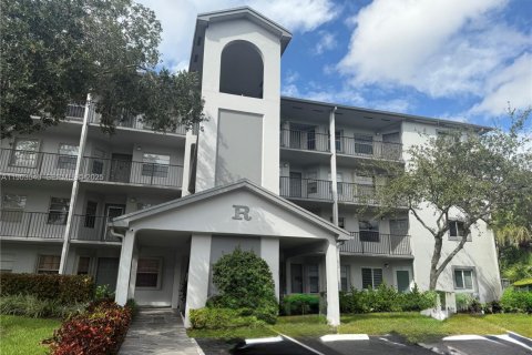 Condominio en venta en Pembroke Pines, Florida, 2 dormitorios, 102.19 m2 № 1954576 - foto 30