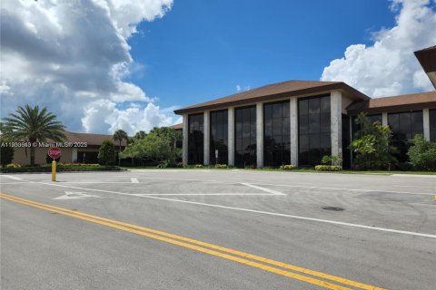 Copropriété à vendre à Pembroke Pines, Floride: 2 chambres, 102.19 m2 № 1954576 - photo 16