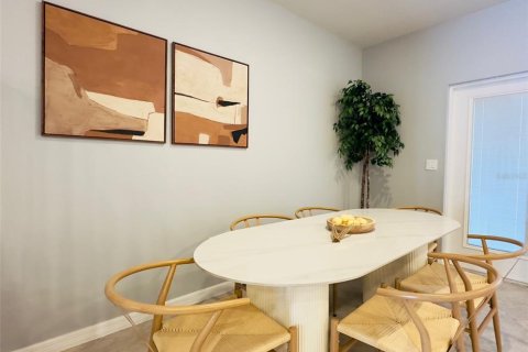 Adosado en venta en Clermont, Florida, 5 dormitorios, 210.8 m2 № 2228502 - foto 8