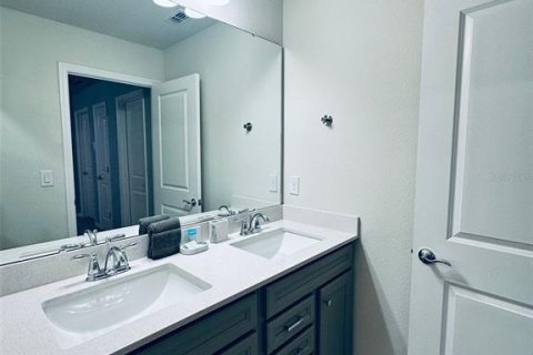 Adosado en venta en Clermont, Florida, 5 dormitorios, 210.8 m2 № 2228502 - foto 17