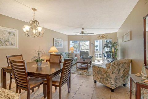 Copropriété à vendre à Sarasota, Floride: 1 chambre, 72.46 m2 № 2315069 - photo 12