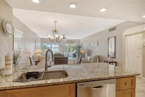 Copropriété à vendre à Sarasota, Floride: 1 chambre, 72.46 m2 № 2315069 - photo 5