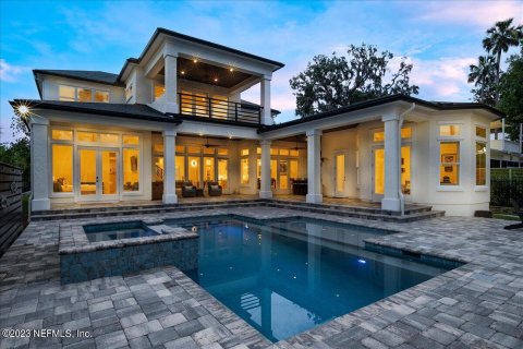 House in Ponte Vedra Beach, Florida 4 bedrooms, 395.58 sq.m. № 769046 - photo 1