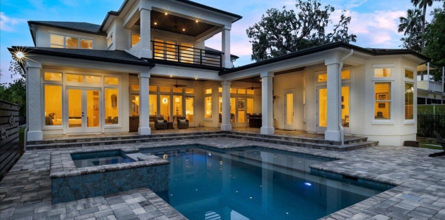 House in Ponte Vedra Beach, Florida 4 bedrooms, 395.58 sq.m. № 769046