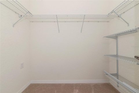 House in Bradenton, Florida 3 bedrooms, 205.96 sq.m. № 2229716 - photo 25