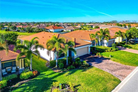 House in Bradenton, Florida 3 bedrooms, 205.96 sq.m. № 2229716 - photo 3