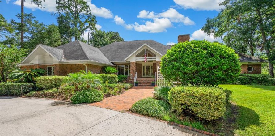 Casa en Lake City, Florida 3 dormitorios, 358.88 m2 № 1840268