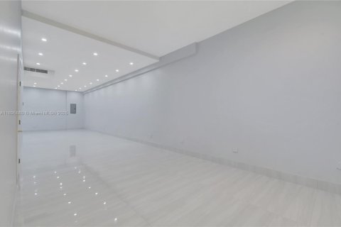 Immobilier commercial à vendre à Miami, Floride № 1950255 - photo 28
