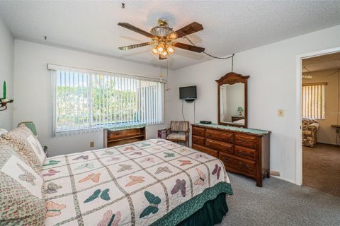 Condo in New Port Richey, Florida, 2 bedrooms  № 1754760 - photo 29