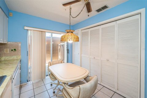 Condo in New Port Richey, Florida, 2 bedrooms  № 1754760 - photo 19