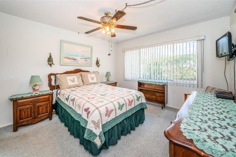 Condo in New Port Richey, Florida, 2 bedrooms  № 1754760 - photo 28