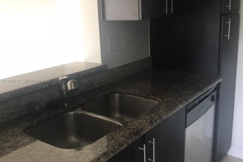 Copropriété à vendre à Sunrise, Floride: 1 chambre, 58.53 m2 № 1986605 - photo 9