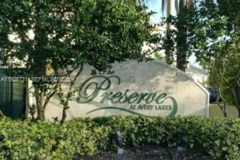 Copropriété à vendre à Sunrise, Floride: 1 chambre, 58.53 m2 № 1986605 - photo 1