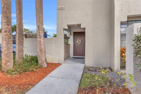 Adosado en venta en Miami, Florida, 2 dormitorios, 119.75 m2 № 2029785 - foto 6