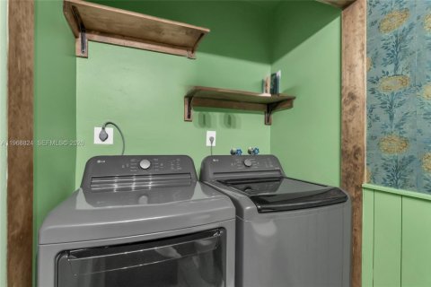 Adosado en venta en Miami, Florida, 2 dormitorios, 119.75 m2 № 2029785 - foto 17