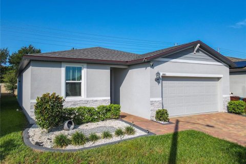 House in Haines City, Florida 3 bedrooms, 157.47 sq.m. № 1899604 - photo 2