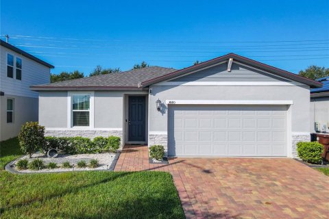 House in Haines City, Florida 3 bedrooms, 157.47 sq.m. № 1899604 - photo 1