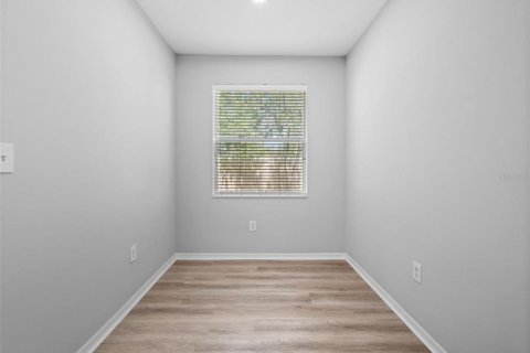 Touwnhouse à louer à Sarasota, Floride: 3 chambres, 181.53 m2 № 2150552 - photo 7