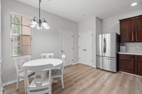 Touwnhouse à louer à Sarasota, Floride: 3 chambres, 181.53 m2 № 2150552 - photo 9