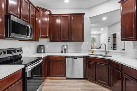 Touwnhouse à louer à Sarasota, Floride: 3 chambres, 181.53 m2 № 2150552 - photo 11