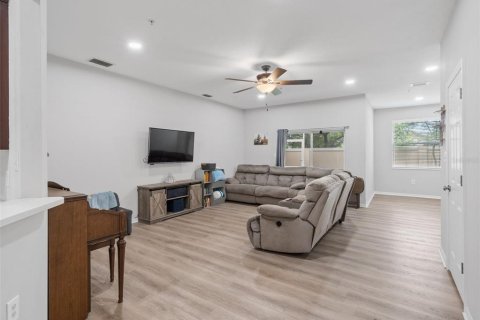 Touwnhouse à louer à Sarasota, Floride: 3 chambres, 181.53 m2 № 2150552 - photo 4
