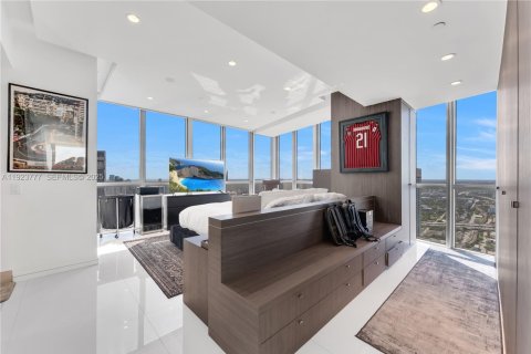 Снять в аренду кондоминиум в Майами, Флорида 2 спальни, 280.29м2, № 1982305 - фото 6