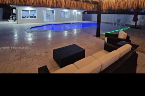 Villa ou maison à vendre à Key Largo, Floride: 2 chambres, 173.91 m2 № 1955783 - photo 1