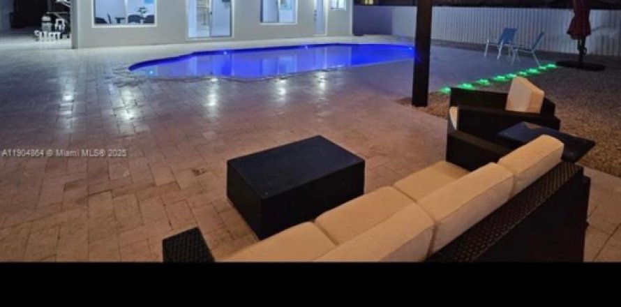 Villa ou maison à Key Largo, Floride 2 chambres, 173.91 m2 № 1955783