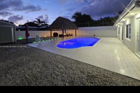 Villa ou maison à vendre à Key Largo, Floride: 2 chambres, 173.91 m2 № 1955783 - photo 2