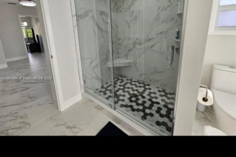 Villa ou maison à vendre à Key Largo, Floride: 2 chambres, 173.91 m2 № 1955783 - photo 15