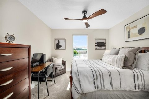 Casa en venta en Wesley Chapel, Florida, 5 dormitorios, 261.06 m2 № 1879925 - foto 24