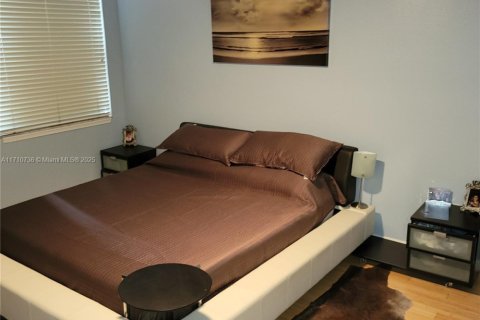 Villa ou maison à vendre à Lauderdale-by-the-Sea, Floride: 2 chambres, 160.16 m2 № 1961643 - photo 22