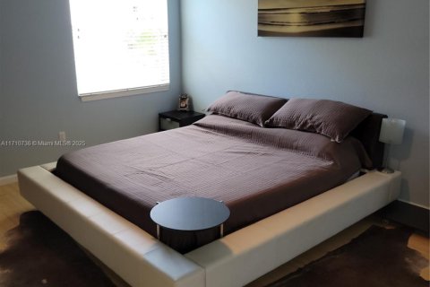 Villa ou maison à vendre à Lauderdale-by-the-Sea, Floride: 2 chambres, 160.16 m2 № 1961643 - photo 21