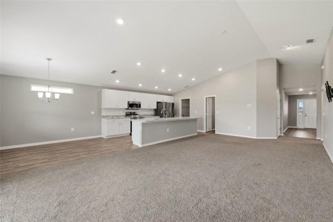 Casa en venta en Winter Haven, Florida, 4 dormitorios, 186.18 m2 № 2199677 - foto 9