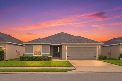 Casa en Winter Haven, Florida 4 dormitorios, 186.18 m2 № 2199677