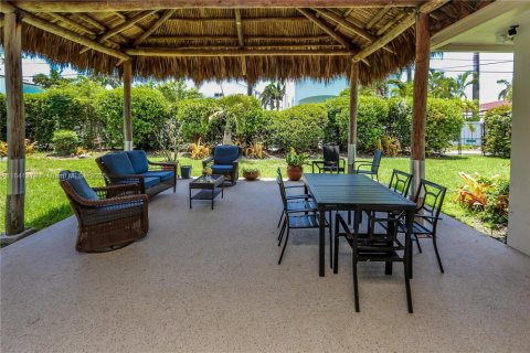 House in Hollywood, Florida 3 bedrooms, 184.41 sq.m. № 1833746 - photo 20