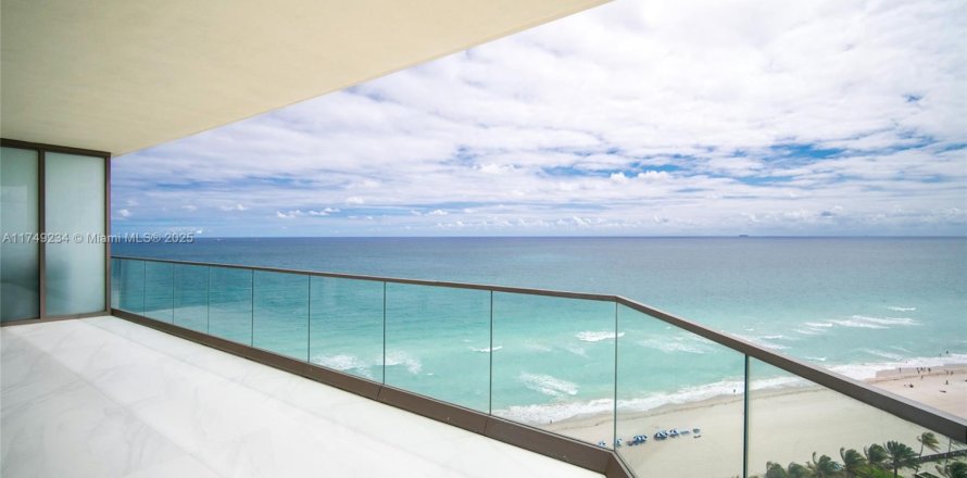 Condo in Sunny Isles Beach, Florida, 2 bedrooms № 1959861