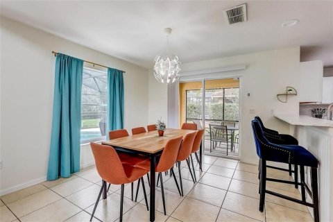 Casa en alquiler en Davenport, Florida, 4 dormitorios, 183.76 m2 № 1686920 - foto 4