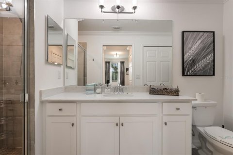 Condo in Bradenton, Florida, 2 bedrooms in LAKEWOOD NATIONAL  № 1812810 - photo 12