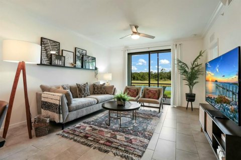 Condo in Bradenton, Florida, 2 bedrooms in LAKEWOOD NATIONAL  № 1812810 - photo 8