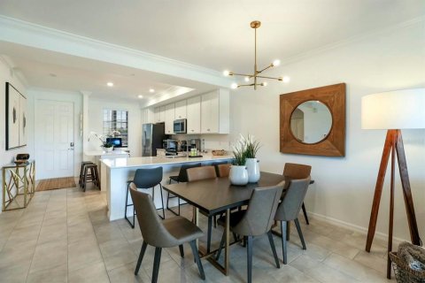 Condo in Bradenton, Florida, 2 bedrooms in LAKEWOOD NATIONAL  № 1812810 - photo 7