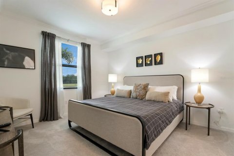Condo in Bradenton, Florida, 2 bedrooms in LAKEWOOD NATIONAL  № 1812810 - photo 10