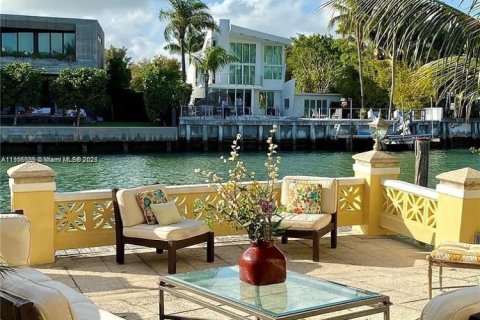 Apartamento en alquiler en Miami Beach, Florida, 1 dormitorio, 56.02 m2 № 1963608 - foto 26