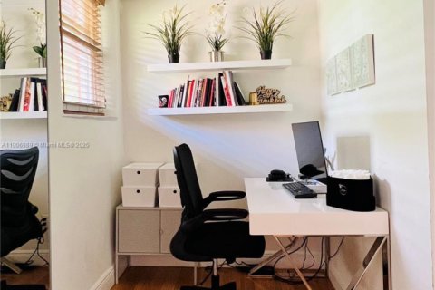 Apartamento en alquiler en Miami Beach, Florida, 1 dormitorio, 56.02 m2 № 1963608 - foto 9