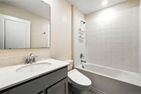 Casa en venta en Kissimmee, Florida, 3 dormitorios, 144.93 m2 № 1918715 - foto 19