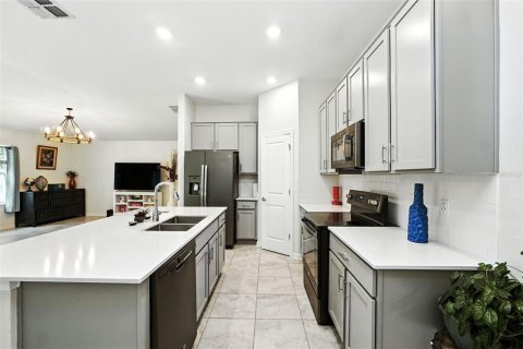 Casa en venta en Kissimmee, Florida, 3 dormitorios, 144.93 m2 № 1918715 - foto 4