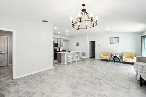 Casa en venta en Kissimmee, Florida, 3 dormitorios, 144.93 m2 № 1918715 - foto 8