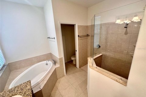 House in Sarasota, Florida 3 bedrooms, 169.64 sq.m. № 1796532 - photo 19